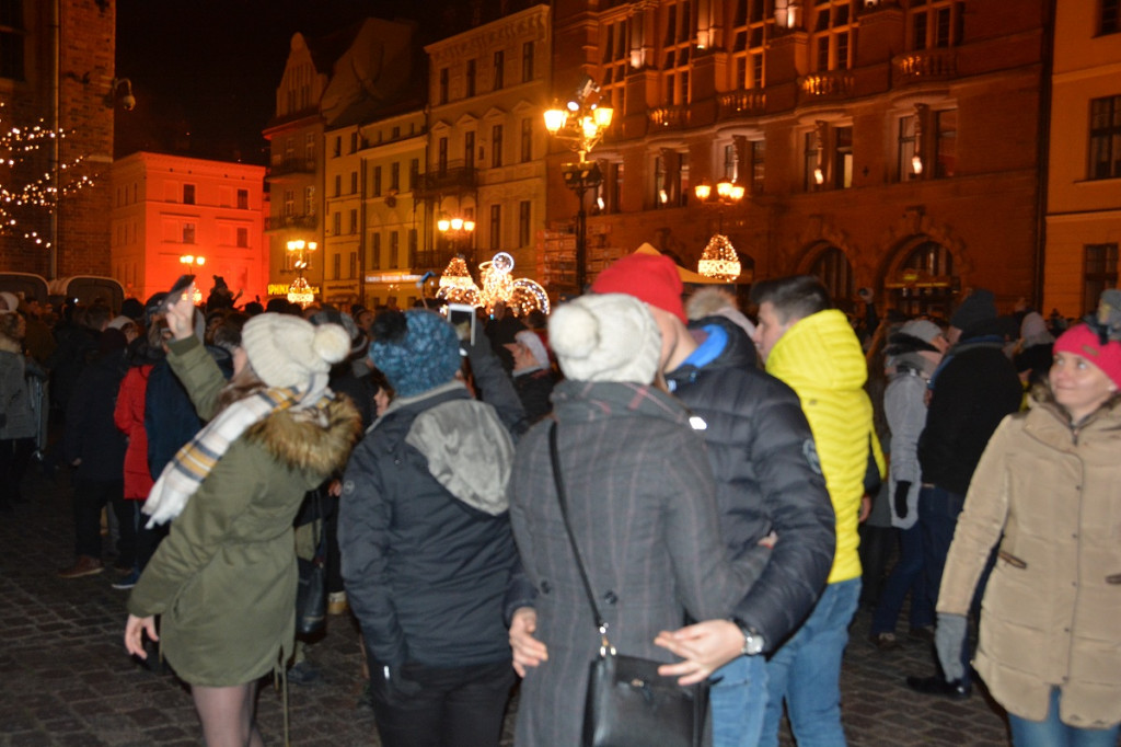 Torunianie powitali Nowy Rok 2019