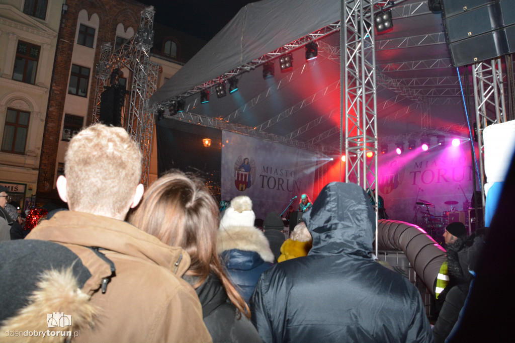 Torunianie powitali Nowy Rok 2019