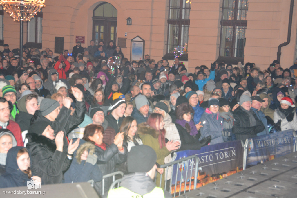 Torunianie powitali Nowy Rok 2019
