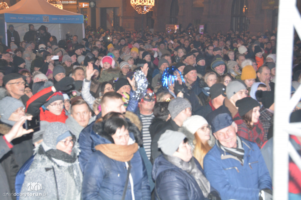 Torunianie powitali Nowy Rok 2019
