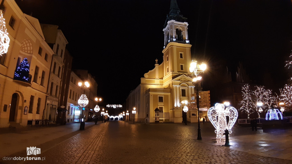 Toruń nocą w obiektywie Czytelnika