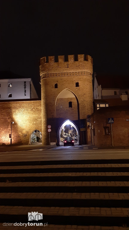 Toruń nocą w obiektywie Czytelnika