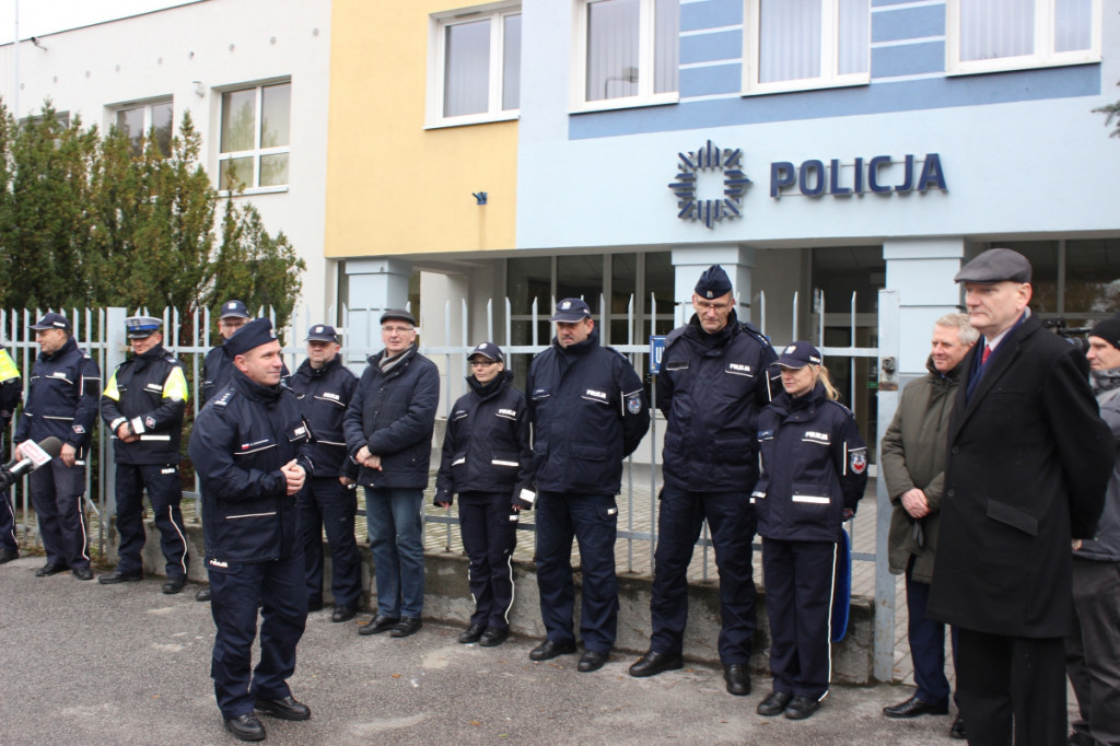 Policja z nowymi radiowozami