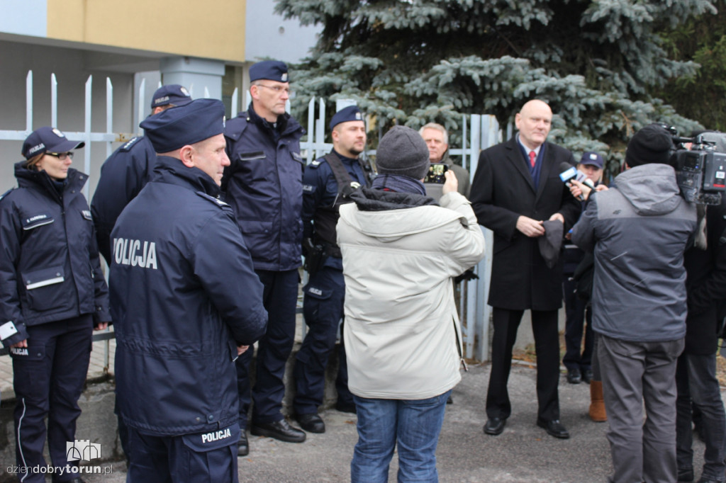 Policja z nowymi radiowozami