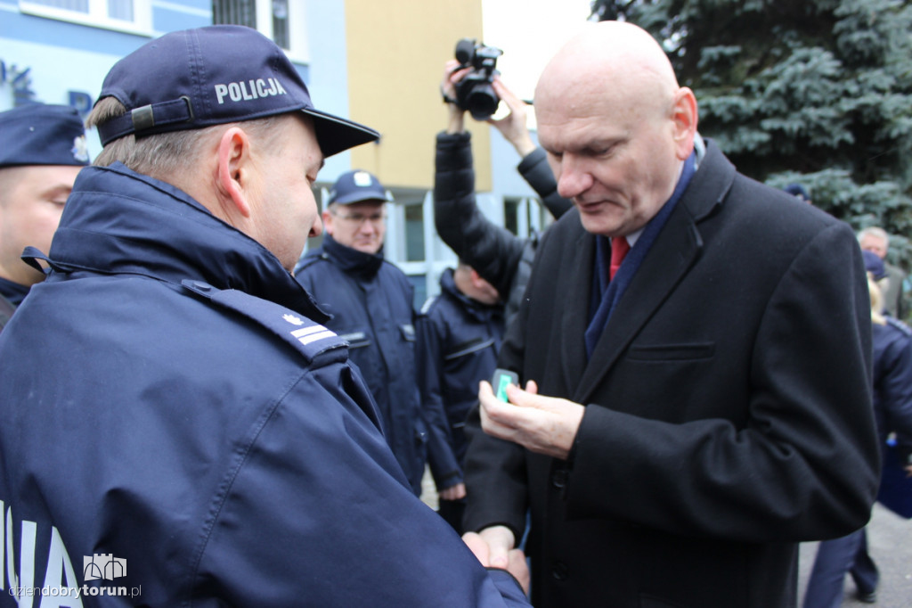Policja z nowymi radiowozami