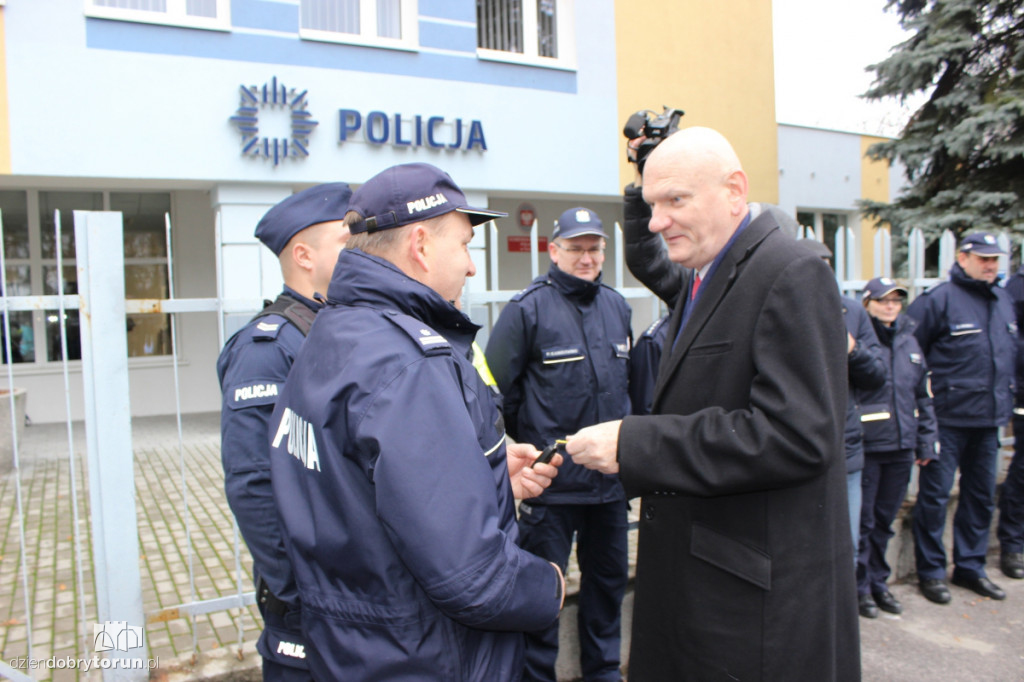 Policja z nowymi radiowozami