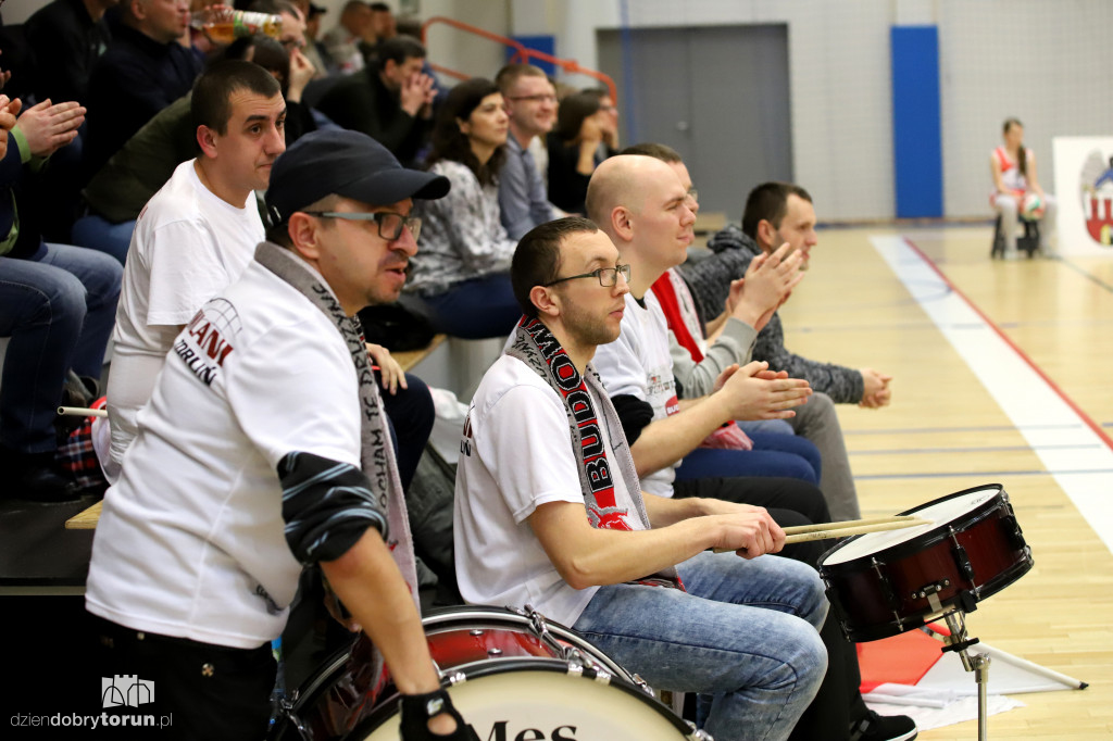 Budowlani Toruń-7R Solna Wieliczka 3:1
