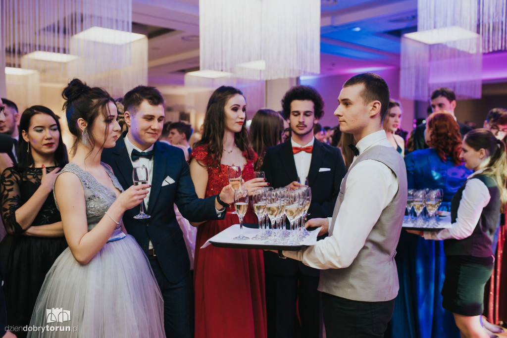 Studniówka ZSPS i VIII LO cz. II
