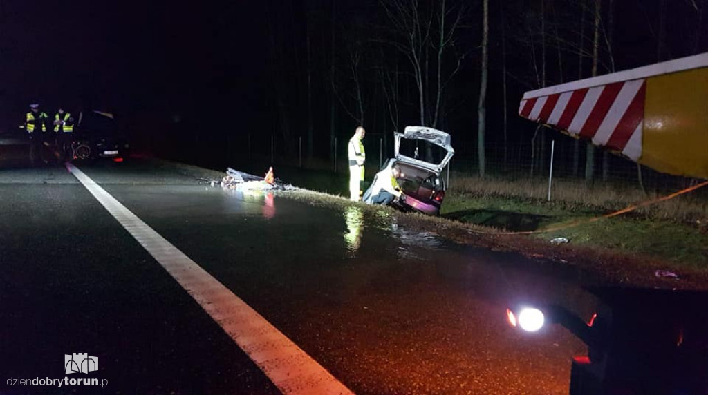 Fatalnie wyglądający wypadek na DK5
