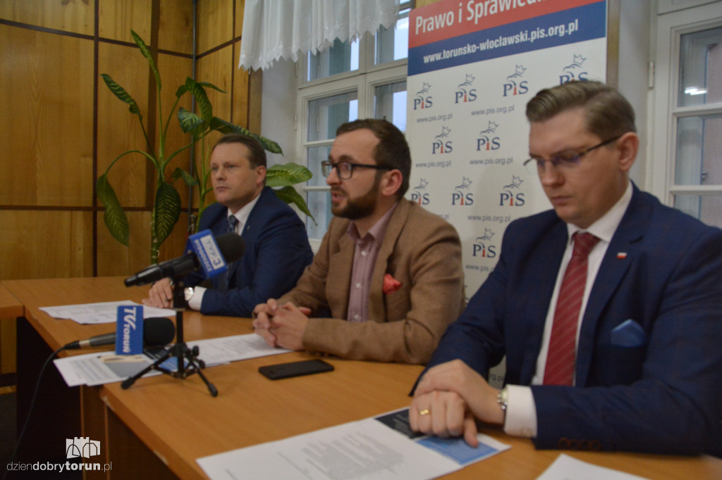 Konferencja PiS w sprawie schroniska
