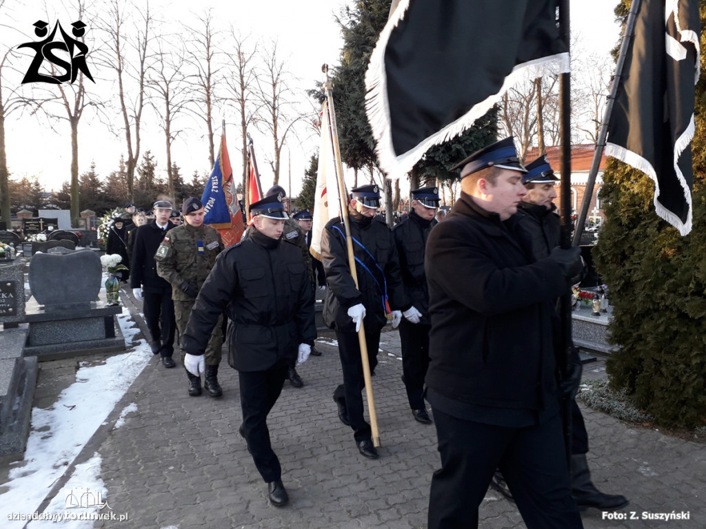 Tłumy pożgnały 16-letnią Wiktorię