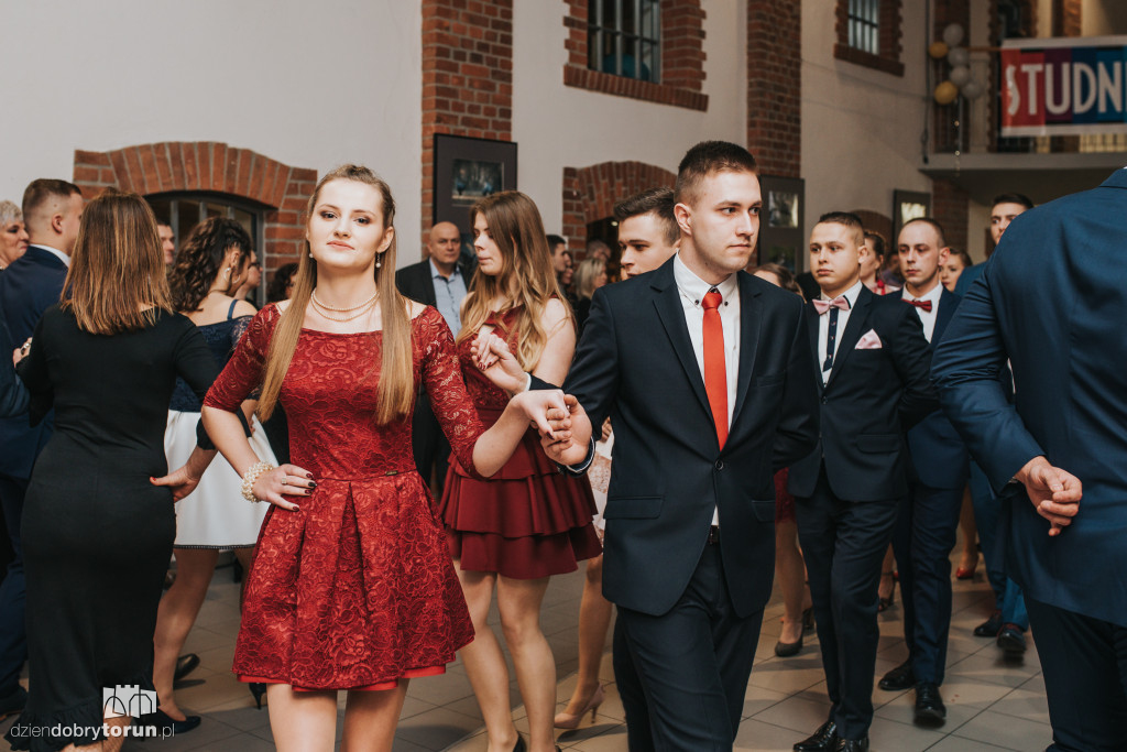 Wspaniała studniówka XIII LO