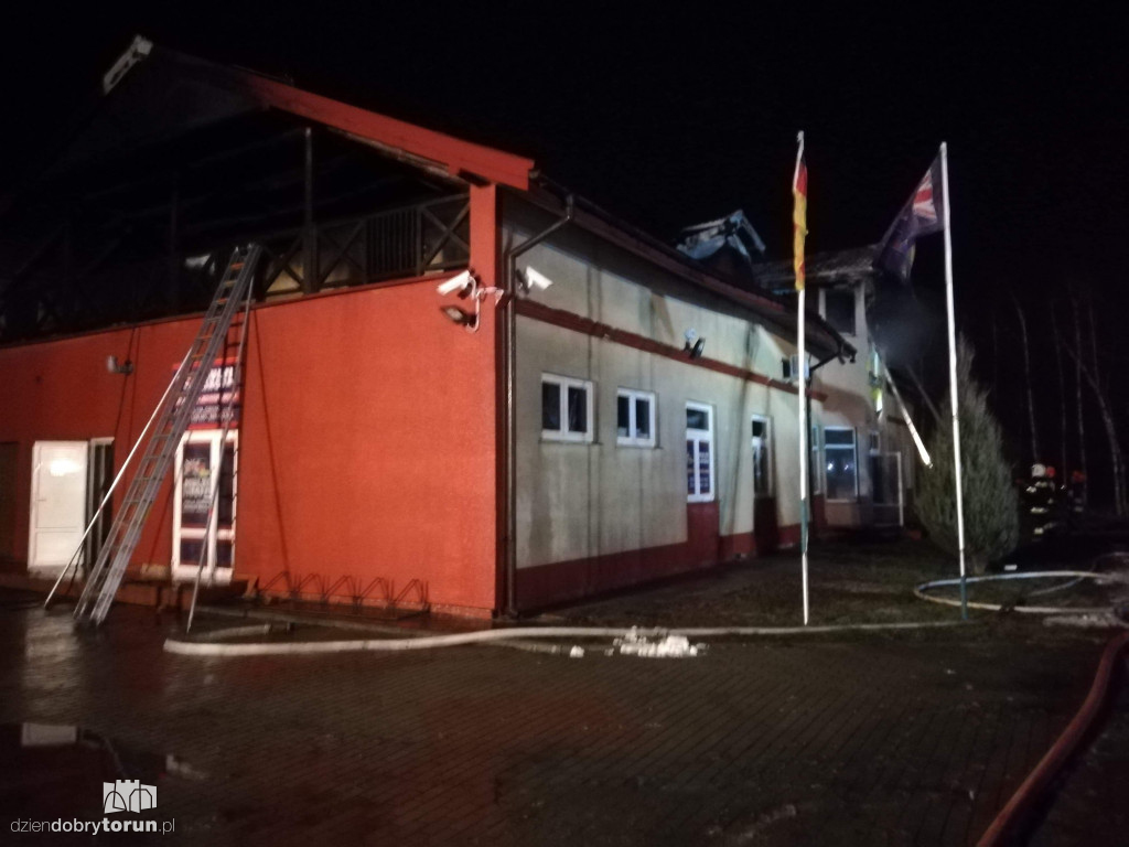 Pożar dawnej szwalni w Sierzewie