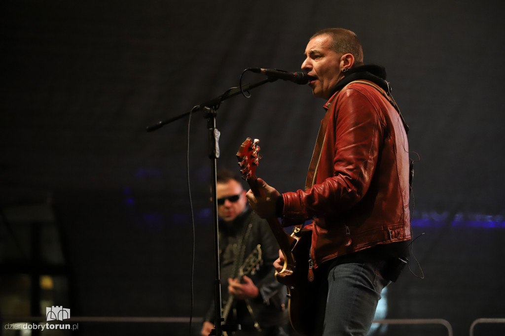 Kobranocka i Menchester dla WOŚP