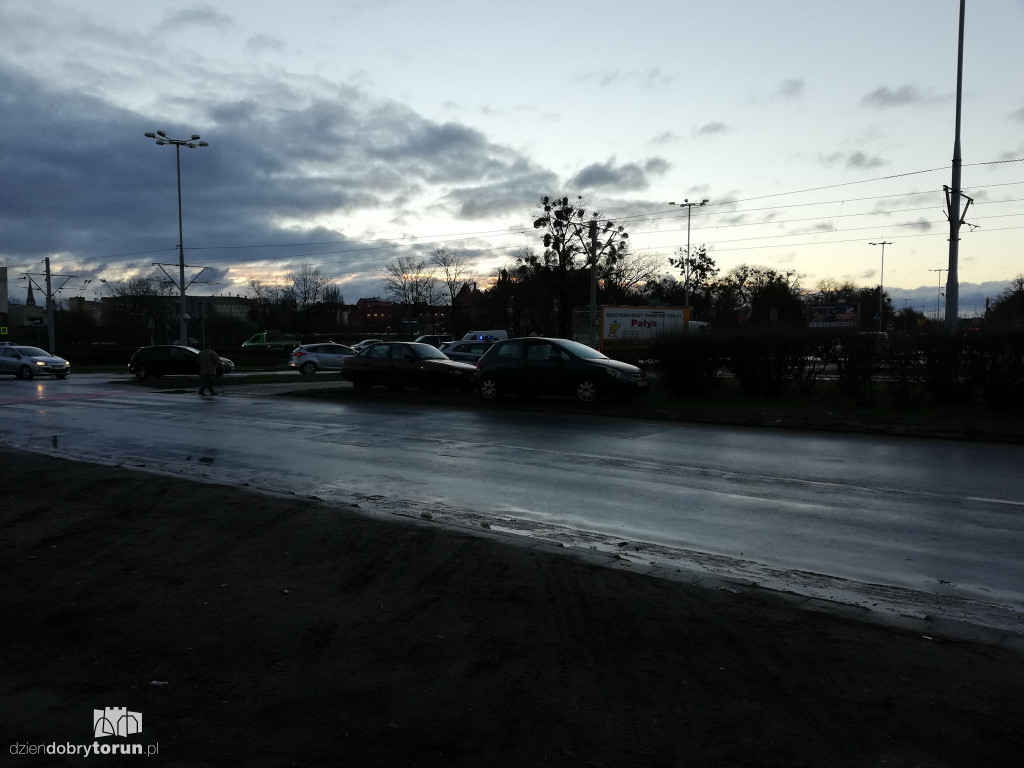 Kolizja na rondzie Niepodległości