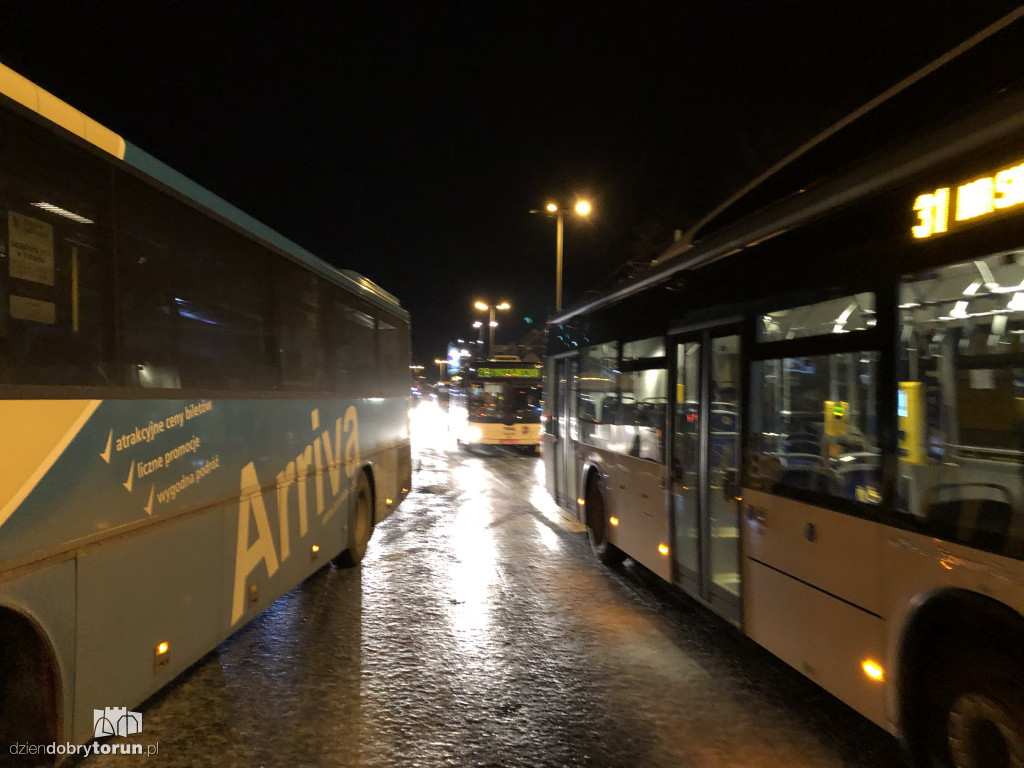 Kolizja na ul. Uniwersyteckiej/Odrodzenia
