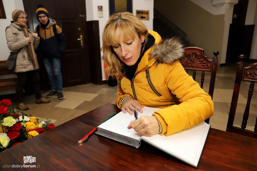 Księga kondolencyjna dla Pawła Adamowicza