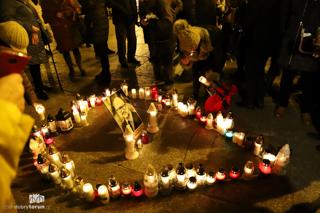 Serce dla Pawła Adamowicza