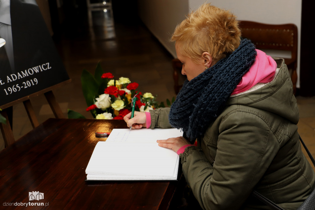 Księga kondolencyjna dla Pawła Adamowicza
