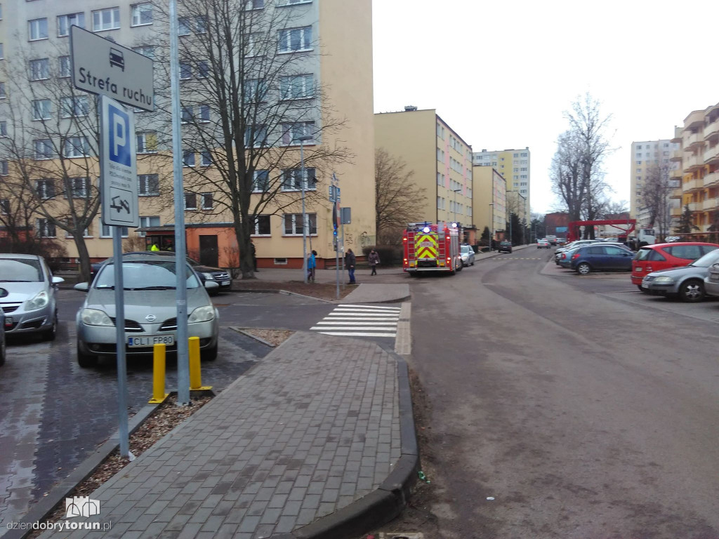 Zadymienie piwnicy przy Słowackiego