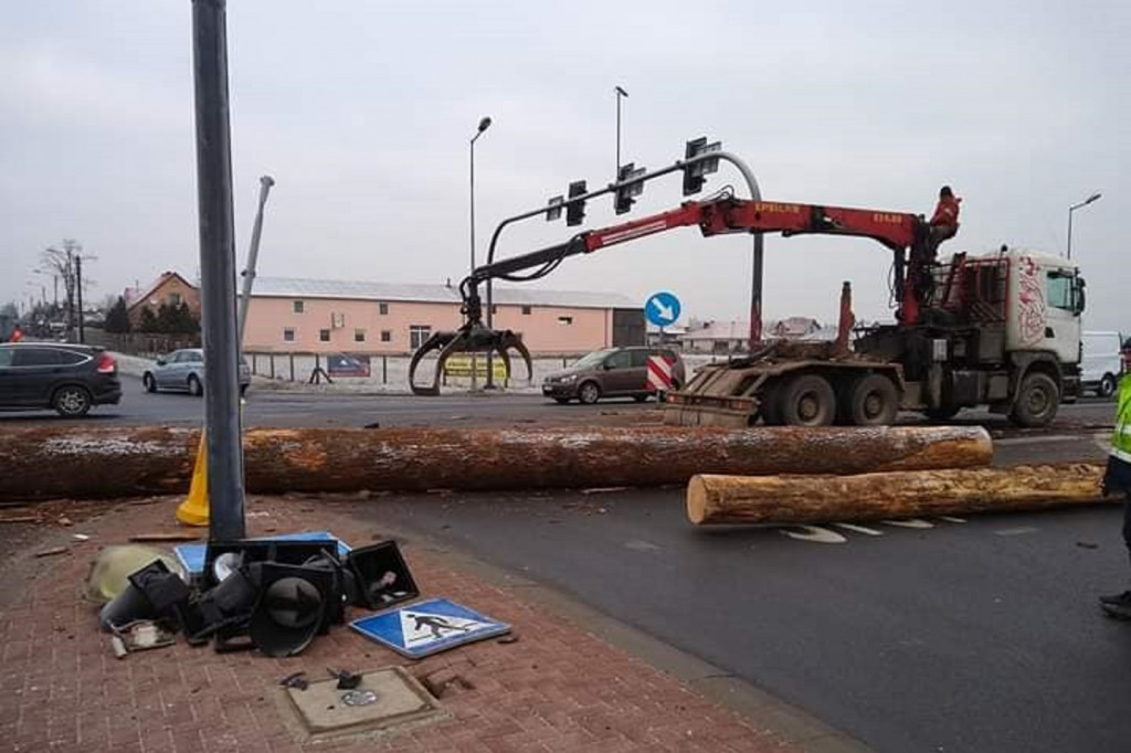 Groźny wypadek na DK10