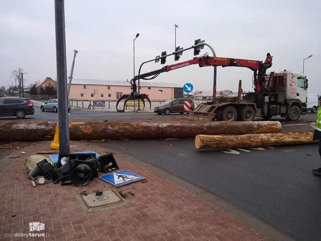 Groźny wypadek na DK10