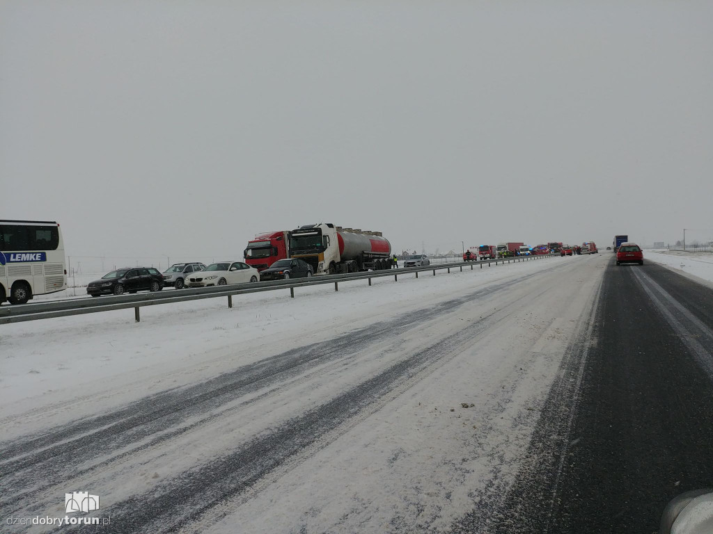 Groźny wypadek na autostradzie