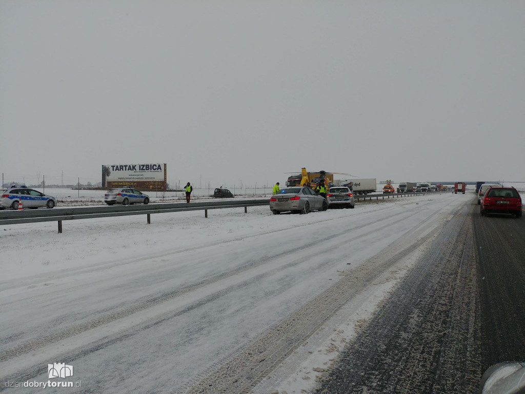 Groźny wypadek na autostradzie