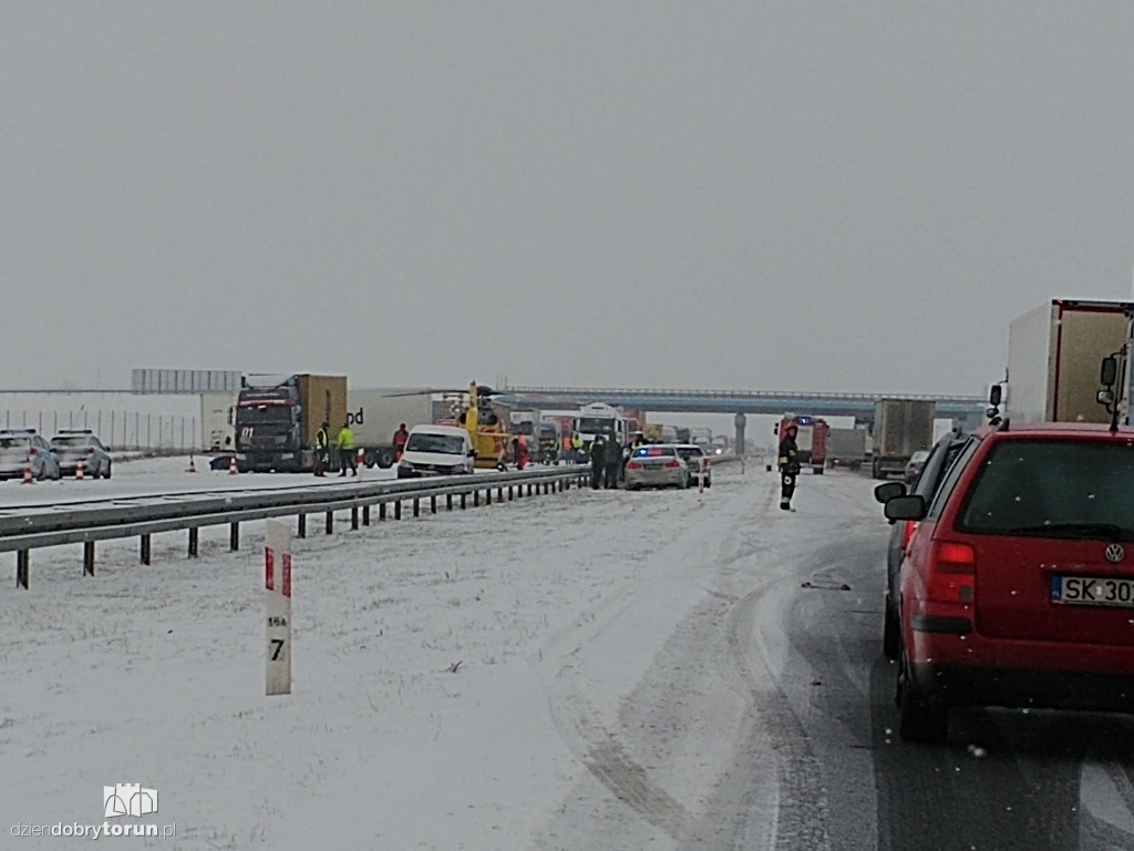 Groźny wypadek na autostradzie