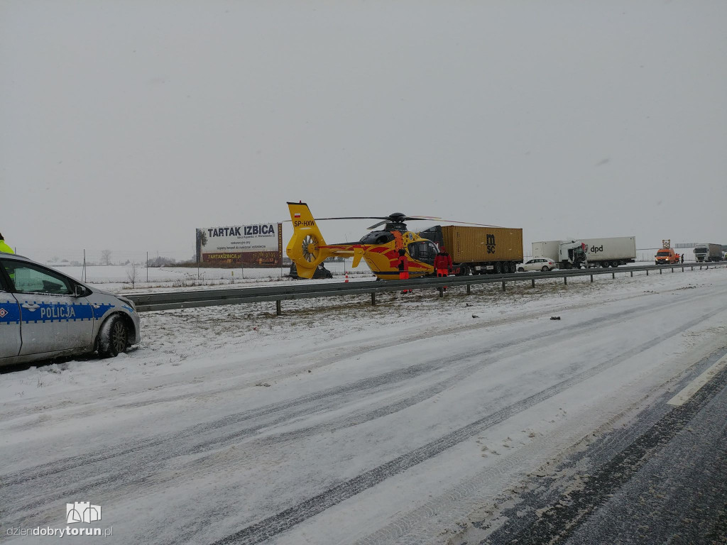 Groźny wypadek na autostradzie