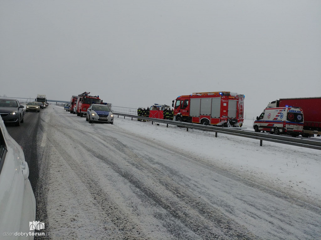 Groźny wypadek na autostradzie