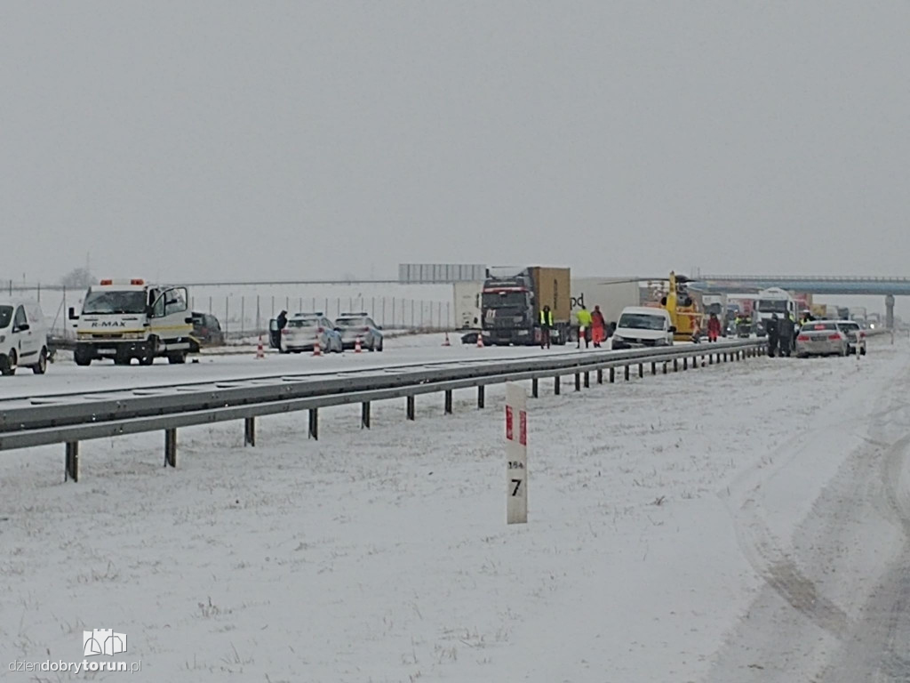 Groźny wypadek na autostradzie