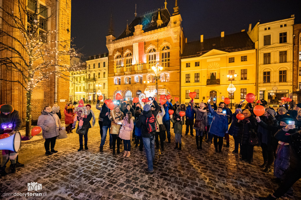 Toruń murem za Owsiakiem