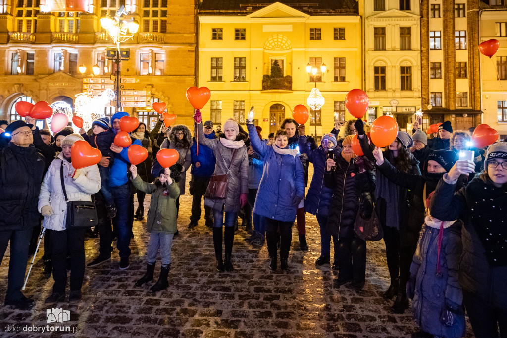 Toruń murem za Owsiakiem