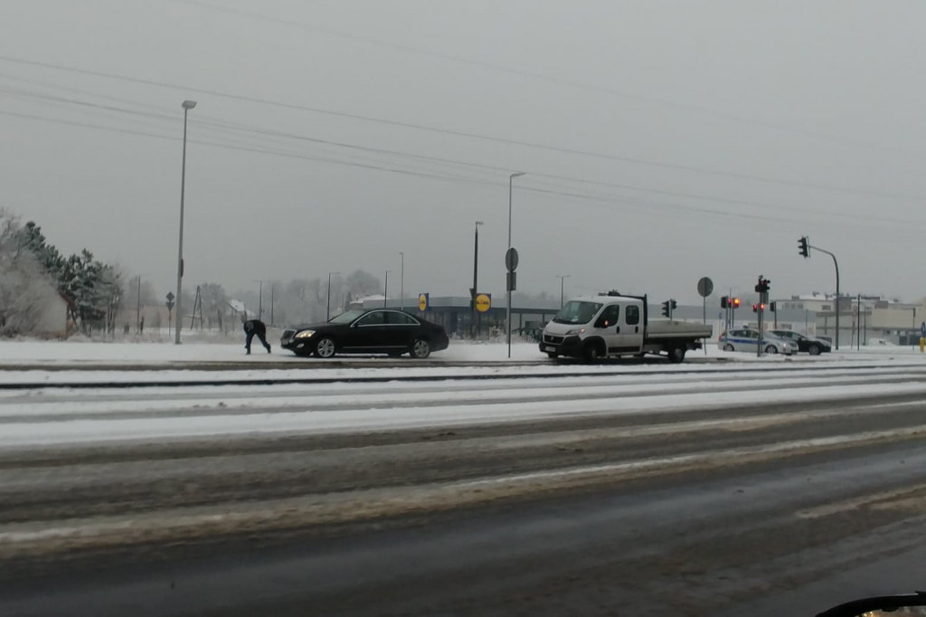 Fatalne warunki na ulicach Torunia i A1
