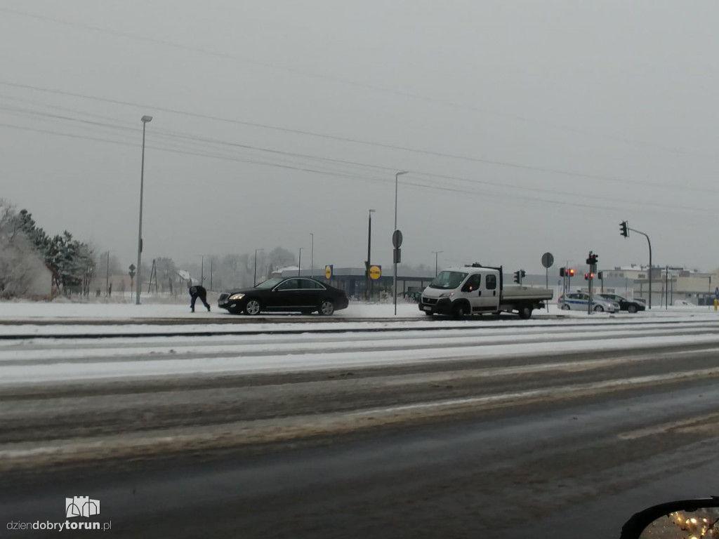 Fatalne warunki na ulicach Torunia i A1