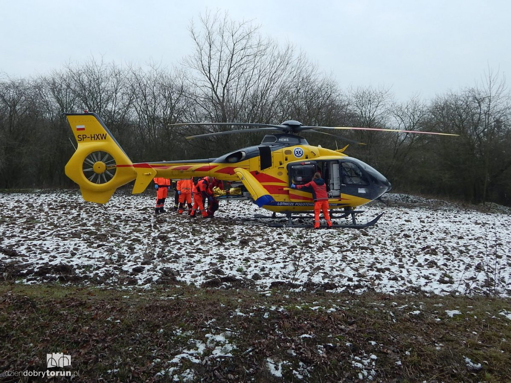 Wypadek w lesie. Na miejscu LPR