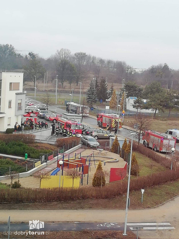 Pożar w budynku przy Fieldorfa Nila