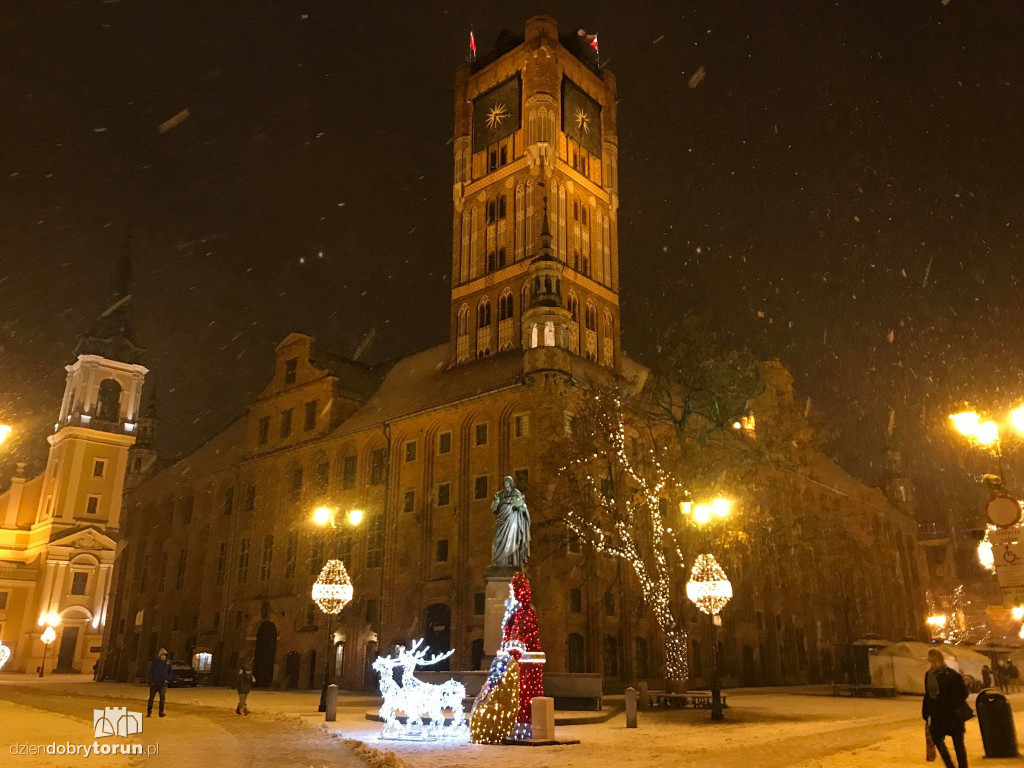Toruń w śnieżnej scenerii