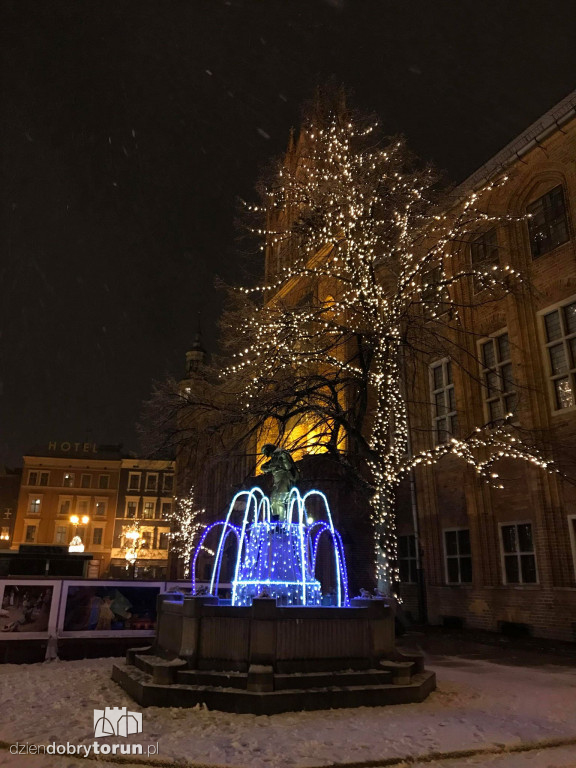 Toruń w śnieżnej scenerii