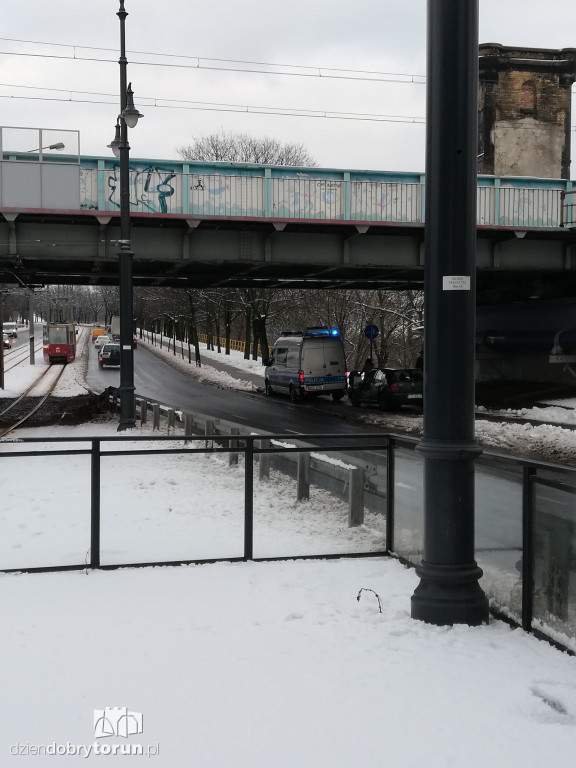 Groźna kolizja przy dworcu miasto