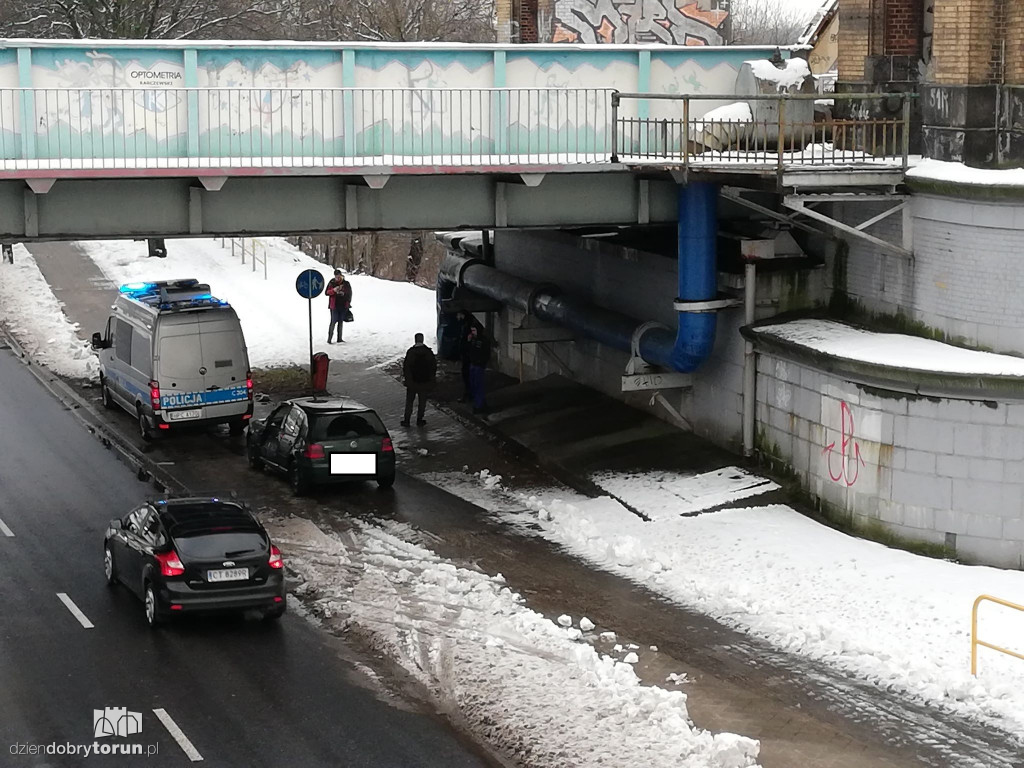 Groźna kolizja przy dworcu miasto