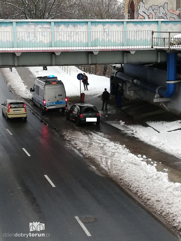 Groźna kolizja przy dworcu miasto
