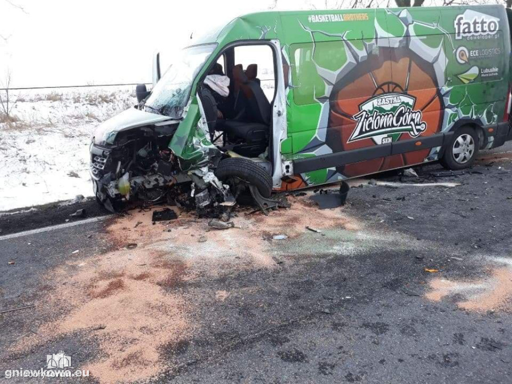 Wypadek na DK15. Koszykarze ranni