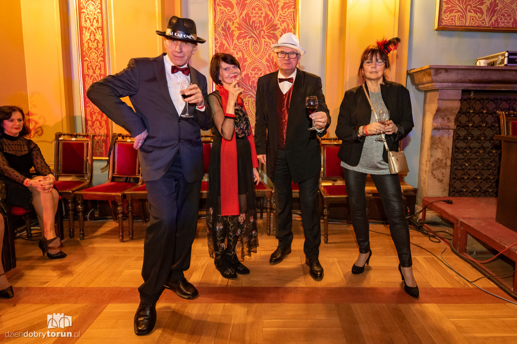 Karnawałowa potańcówka w Dworze Artusa