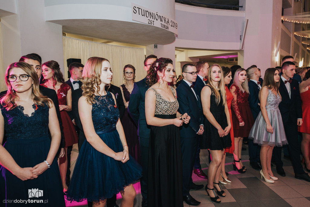 Studniówka ZST w Centrum 