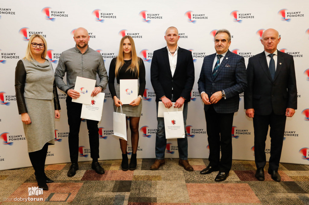 Marszałek nagrodził sportowców