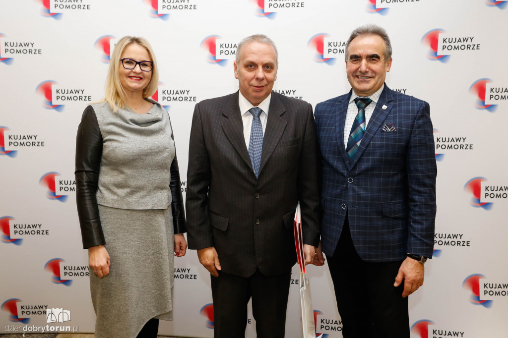 Marszałek nagrodził sportowców