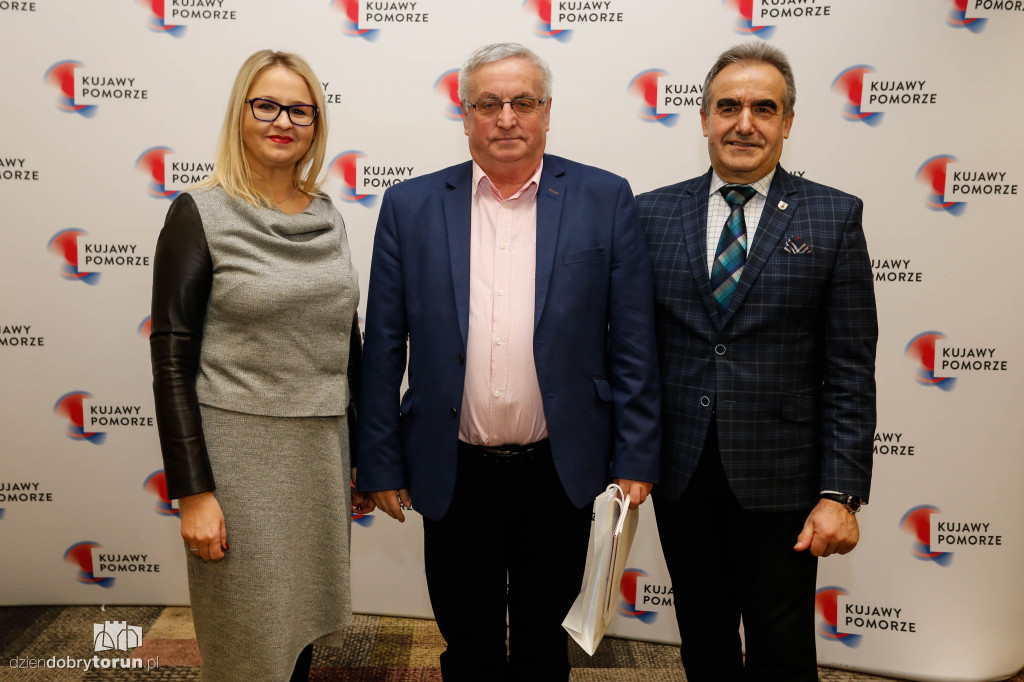 Marszałek nagrodził sportowców
