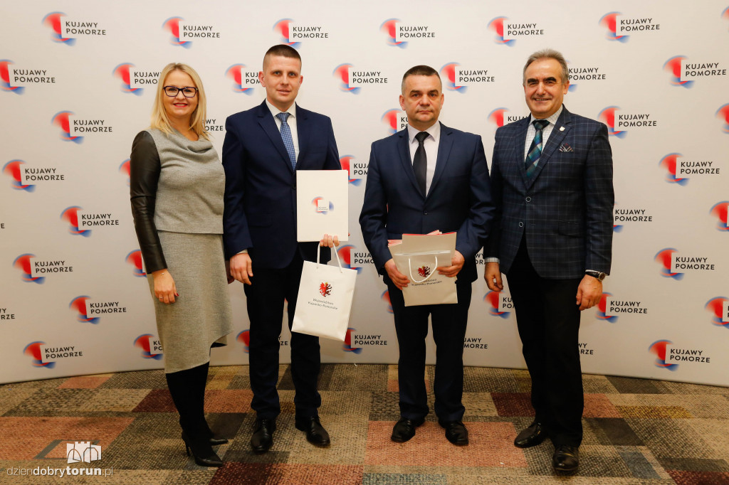 Marszałek nagrodził sportowców